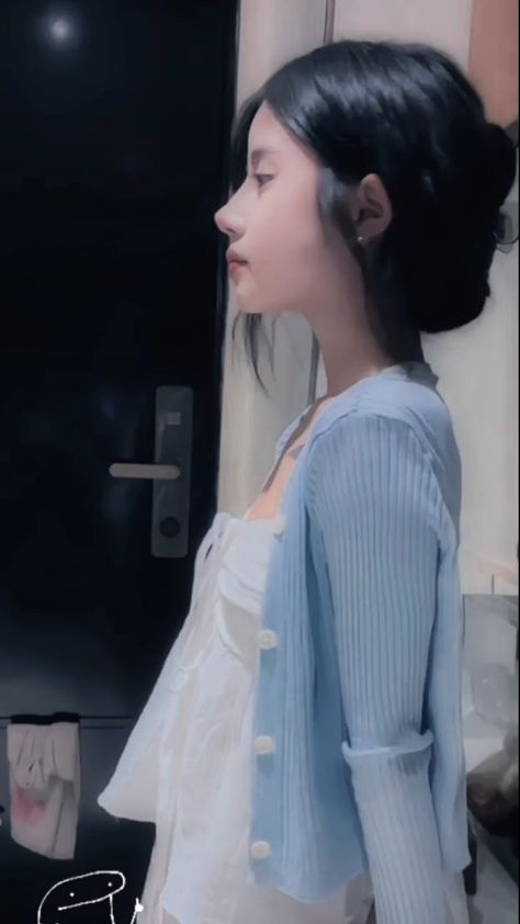 拍戏时被强了h